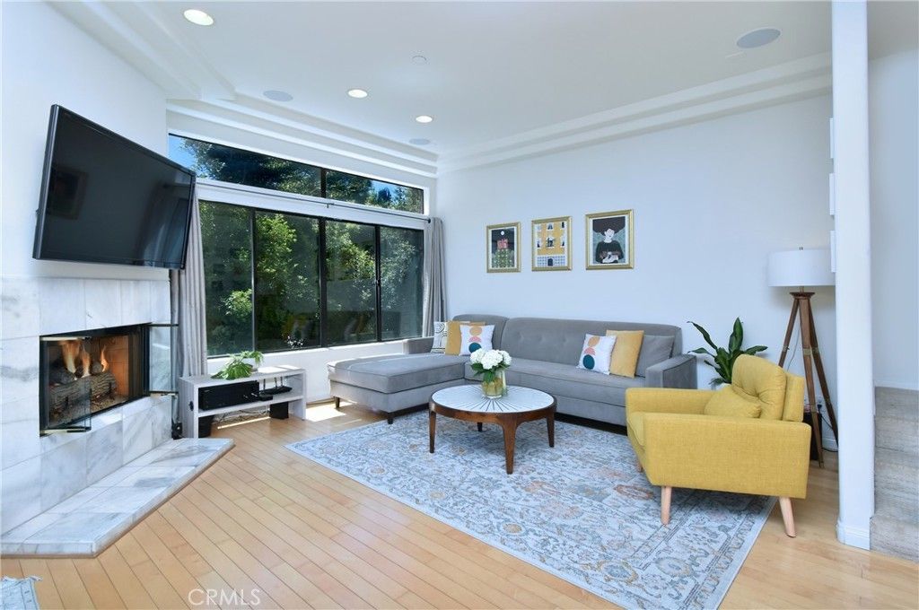 11847 Laurelwood # 304, Studio City