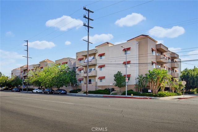 9610 Zelzah Avenue # 203, Los Angeles