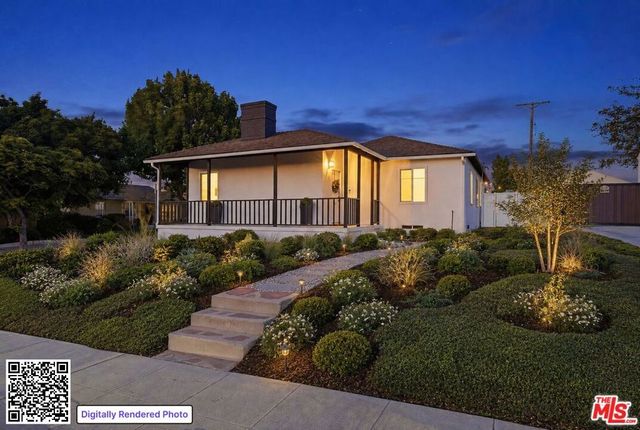 7800 S Victoria Avenue, Los Angeles