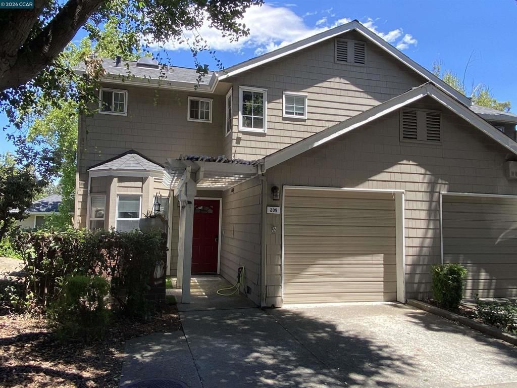 209 Hidden Creek Ct, Martinez
