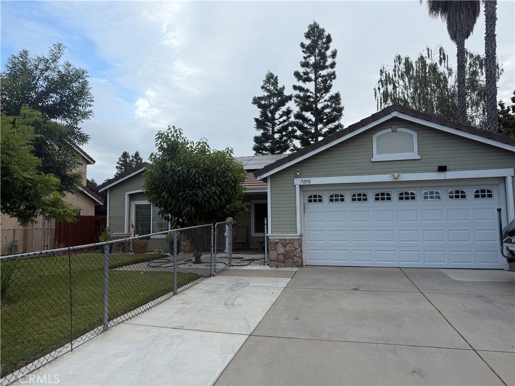 7050 Prestwick, Riverbank