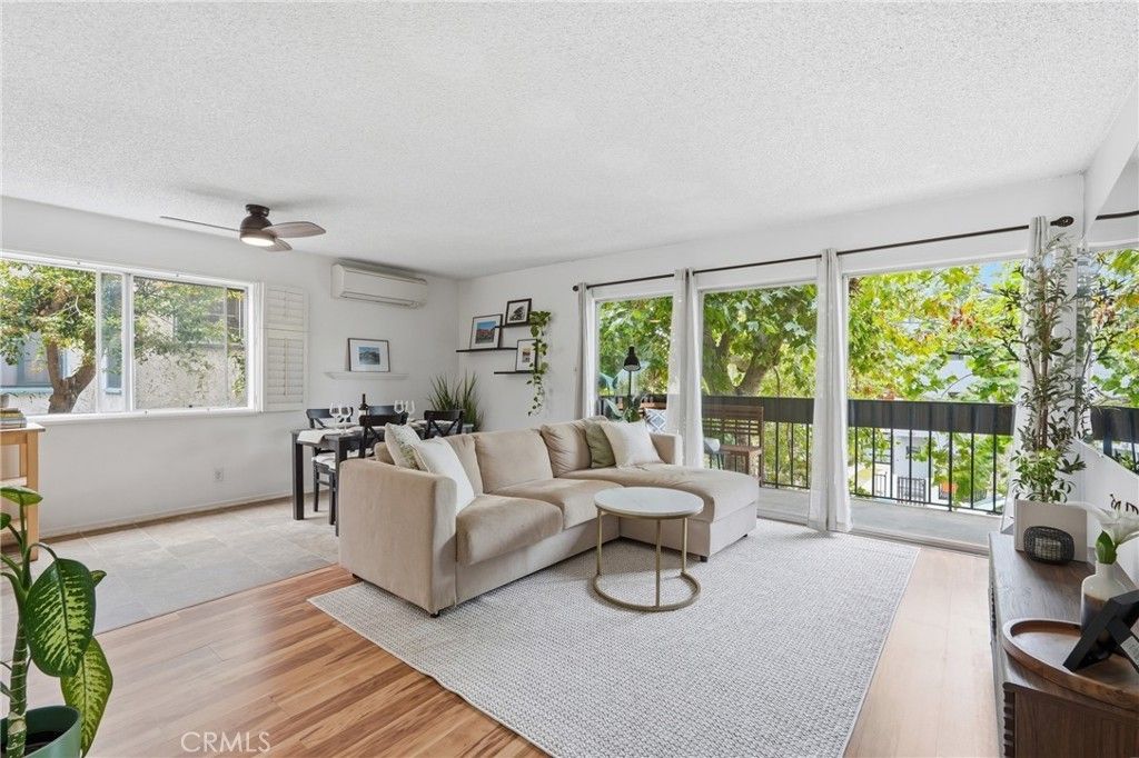 1061 Park Ave # 115, Long Beach