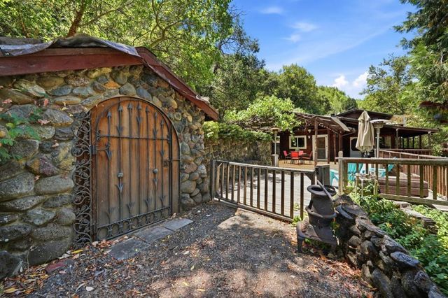 322 Casa Loma Road, Morgan Hill