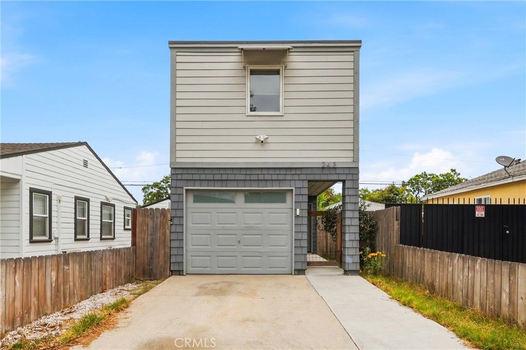 243 E Home, Long Beach