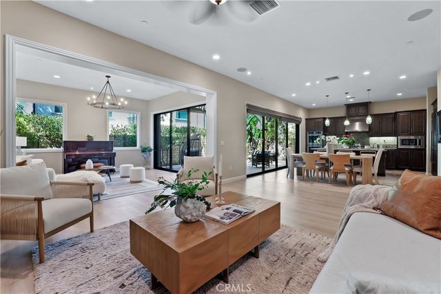 15 Verna, Lake Forest