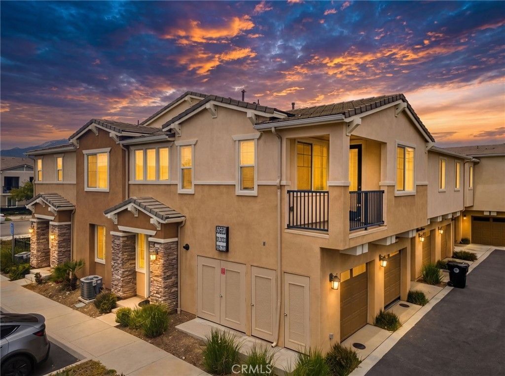 16620 Wyndham Lane # 12, Fontana