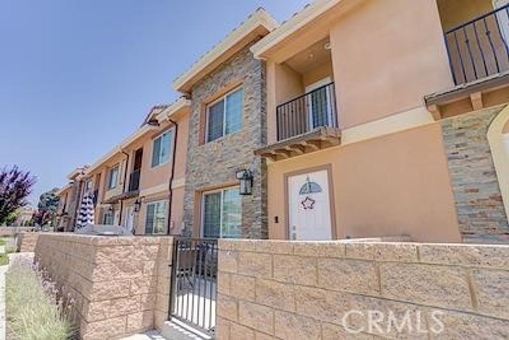 16408 Valencia # 115, Fontana