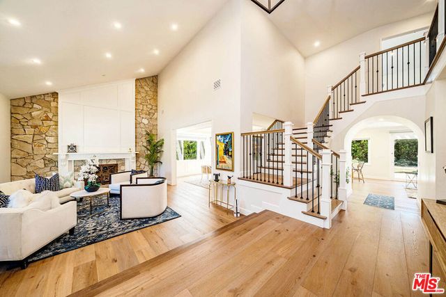 27 Horseshoe Lane, Palos Verdes Peninsula.