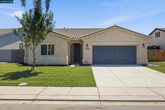 1608 Sephos St, Manteca