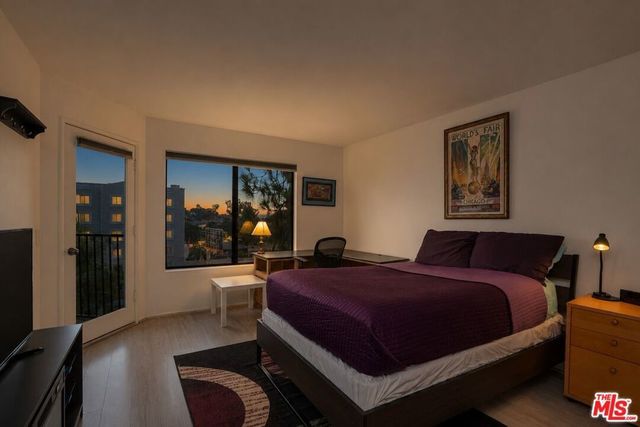 1942 Grace Avenue # 217, Los Angeles