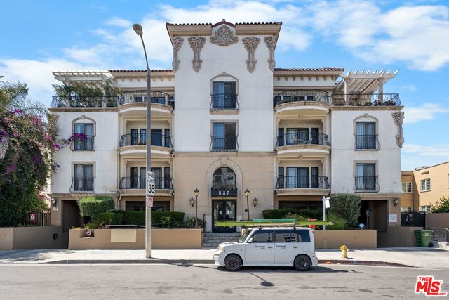 837 Crenshaw Boulevard # 204, Los Angeles