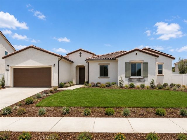 1438 E Highland Avenue, Redlands