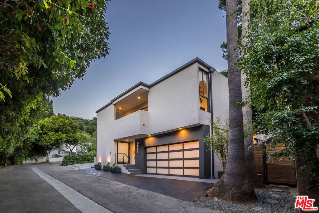 9834 Wanda Park Drive, Beverly Hills