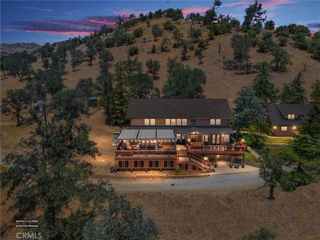 20205 Old Town Road, Tehachapi