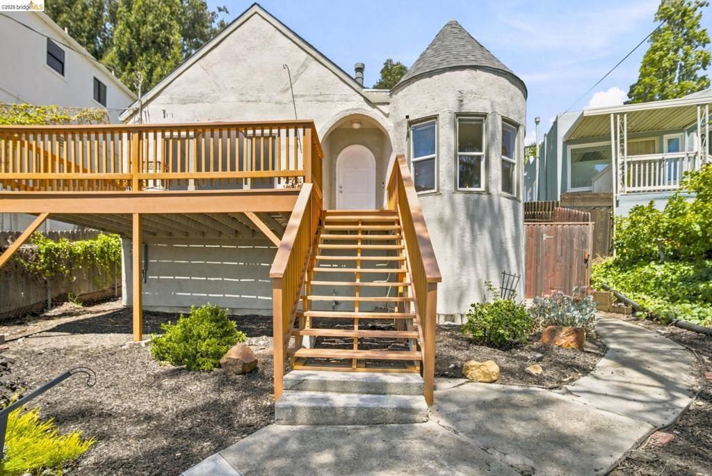 6616 Outlook Ave, Oakland