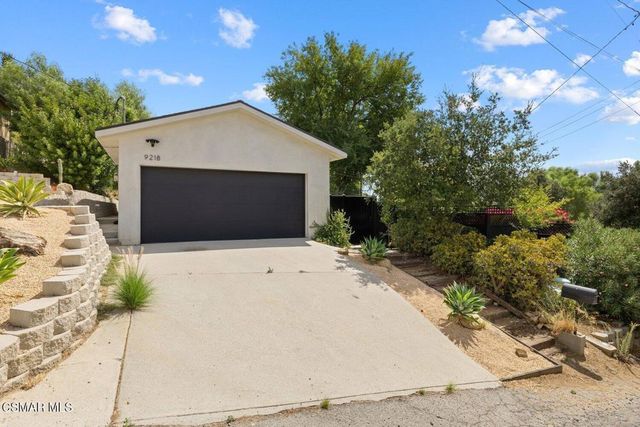 9218 Slater Terrace, Chatsworth