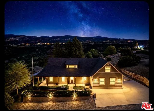 18087 Newview Drive, Lake Hughes