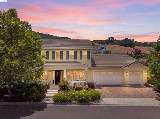 309 Wingfield Ct, Danville