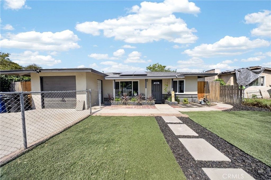 7726 Del Rosa, San Bernardino