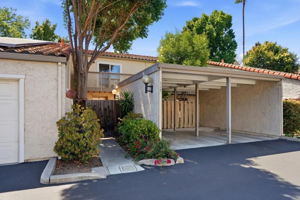 117 Mission Drive, East Palo Alto