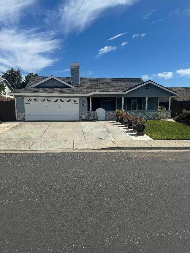 546 Cuesta Court, Soledad