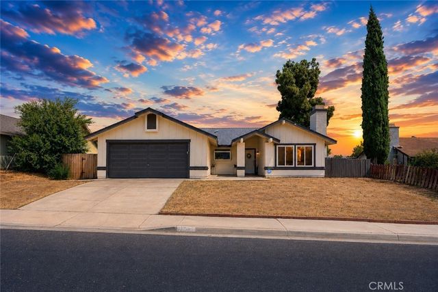 1717 E Avenue R3, Palmdale