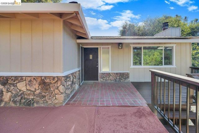 19264 Rockridge Way, Sonora