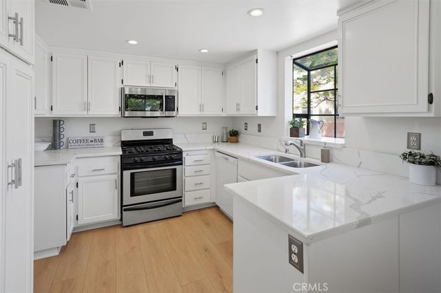 18102 Erik Court # 553, Canyon Country