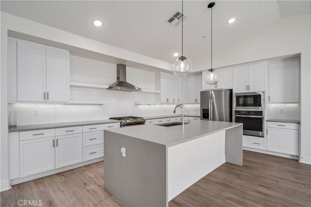 213 Cassano, Tehachapi