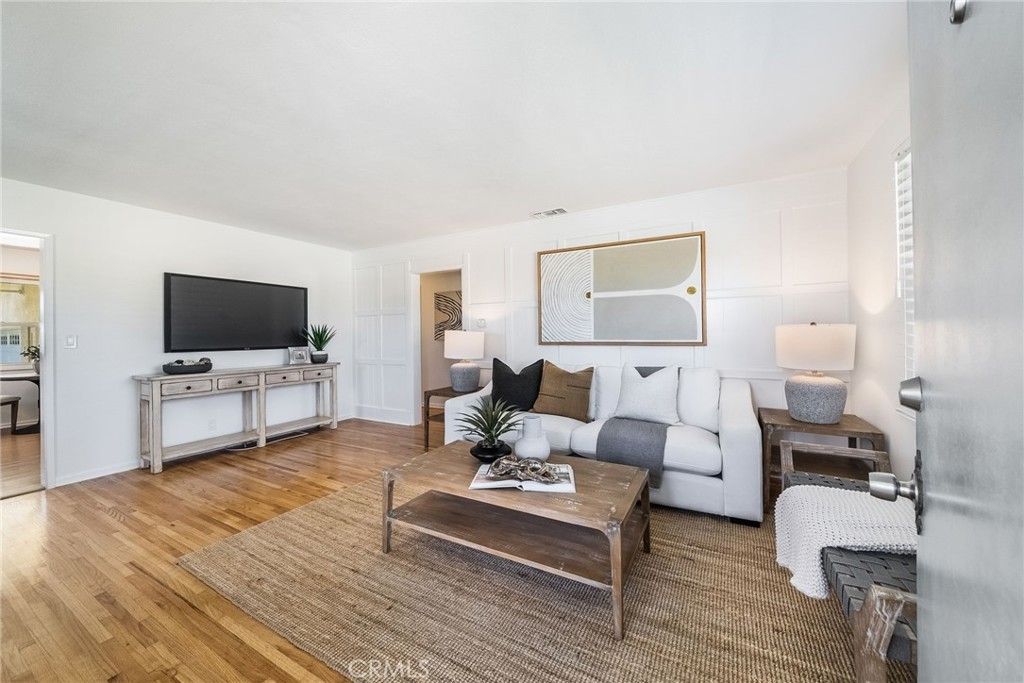 724 N Shirley, Orange