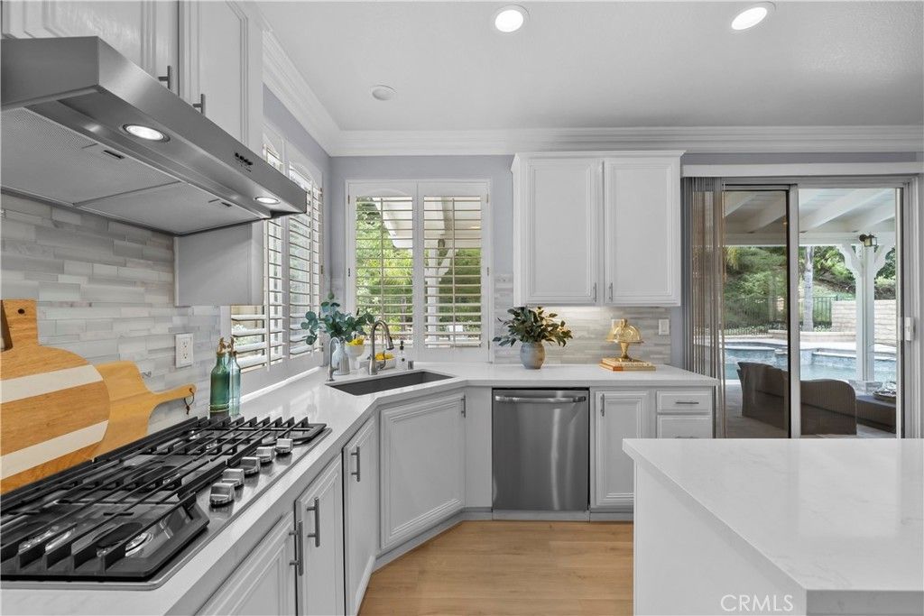25415 Thoreau Way, Stevenson Ranch