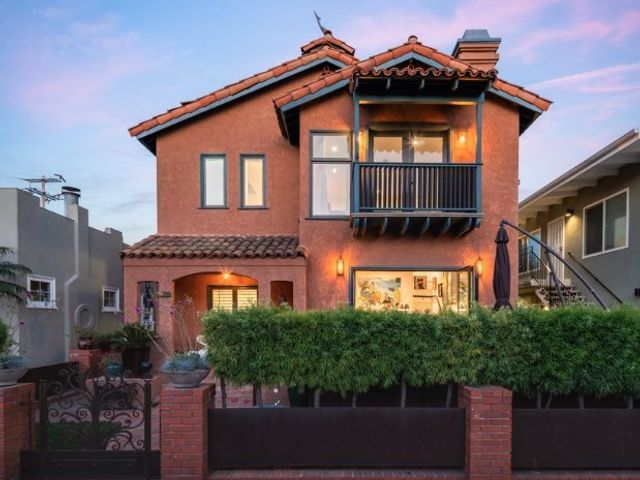 128 Quincy Avenue, Long Beach