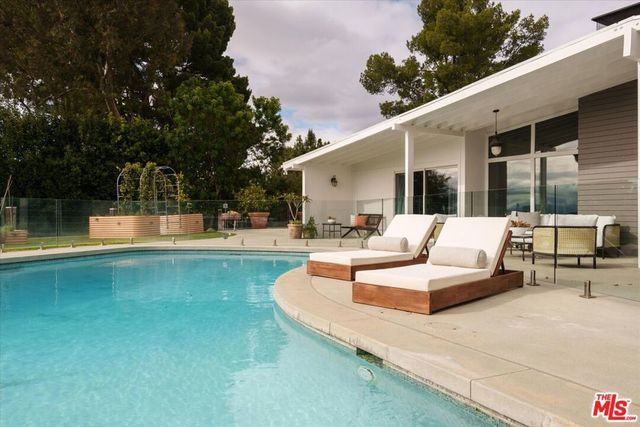 3627 Cody Road, Sherman Oaks