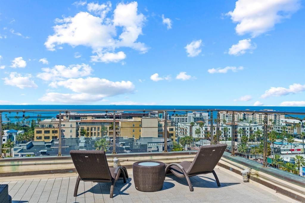 550 Seagaze Drive # 2, Oceanside