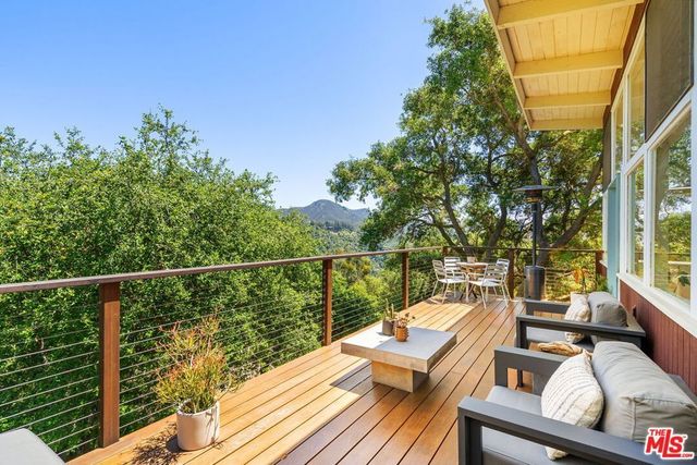 19783 Valley View Drive, Topanga