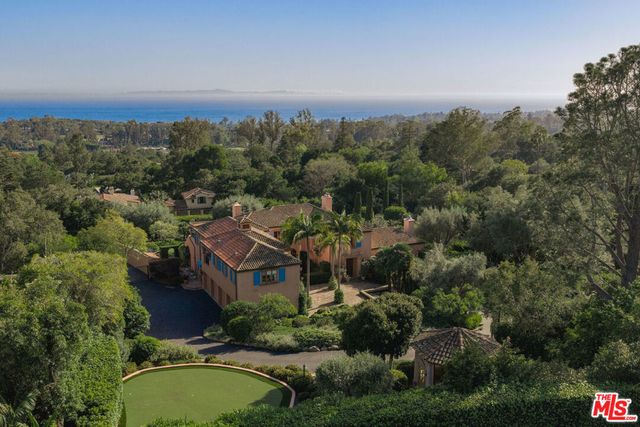 660 /670 Buena Vista Drive, Montecito