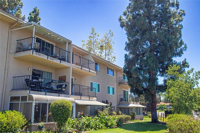 3367 Punta Alta # 3b, Laguna Woods