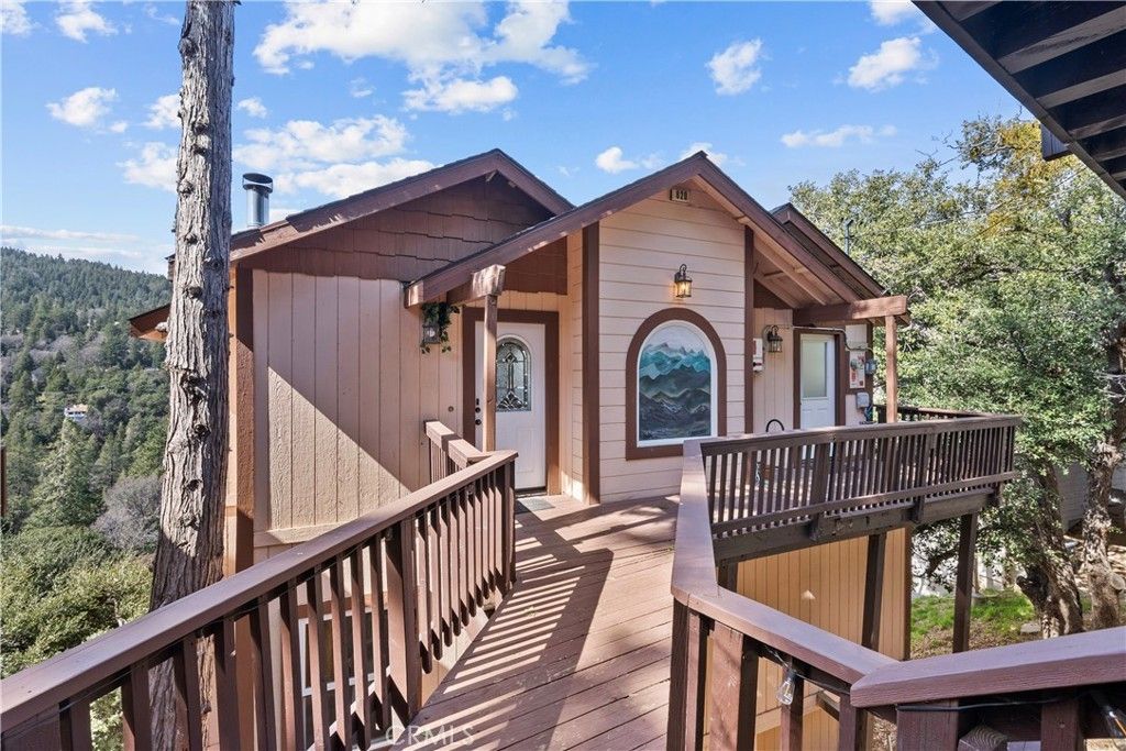 820 Arbula, Crestline