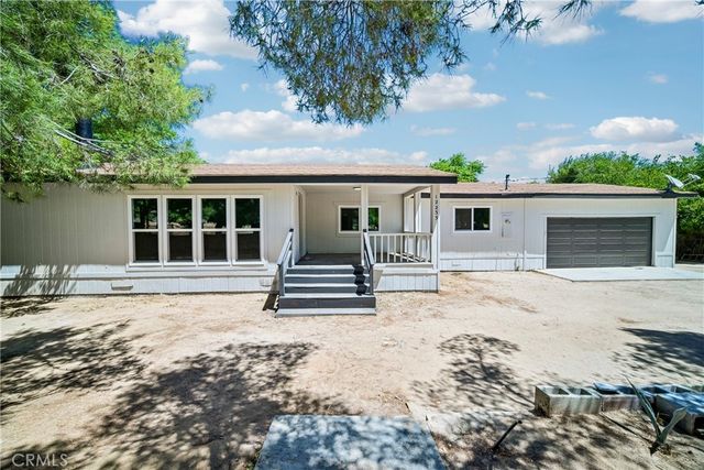 12233 E Avenue V-12, Pearblossom