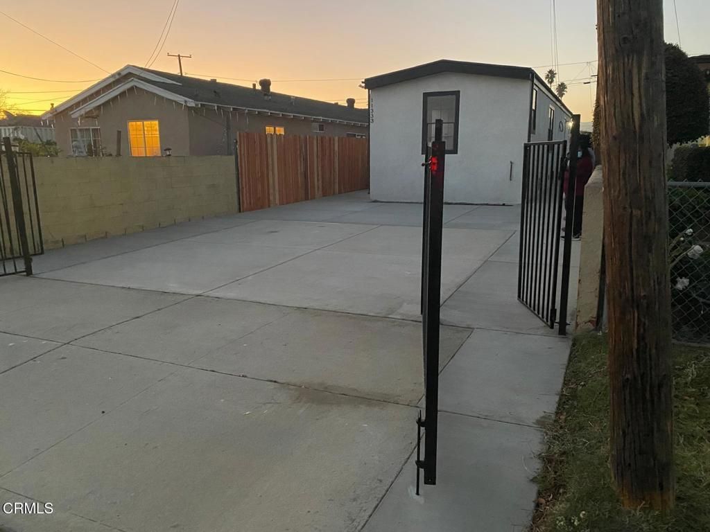 11333 Azahar Street, Ventura