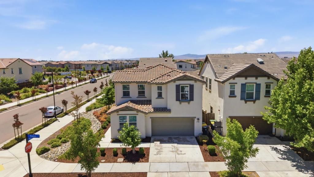 1702 Plumas Drive, Lathrop