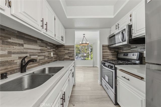 600 Central Avenue # 376, Riverside