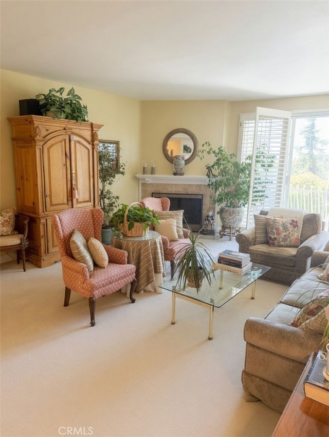 10668 Eastborne # 203, Los Angeles