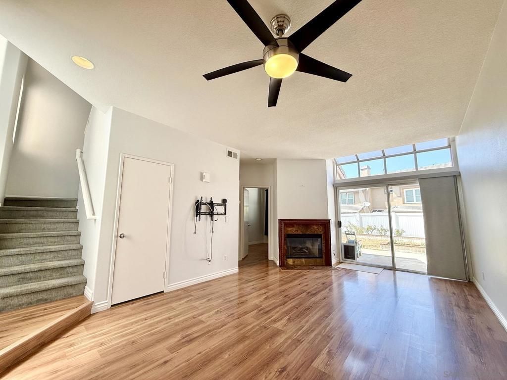 992 S Country Glen Way, Anaheim