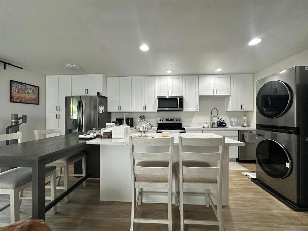 8741 Wahl, Santee
