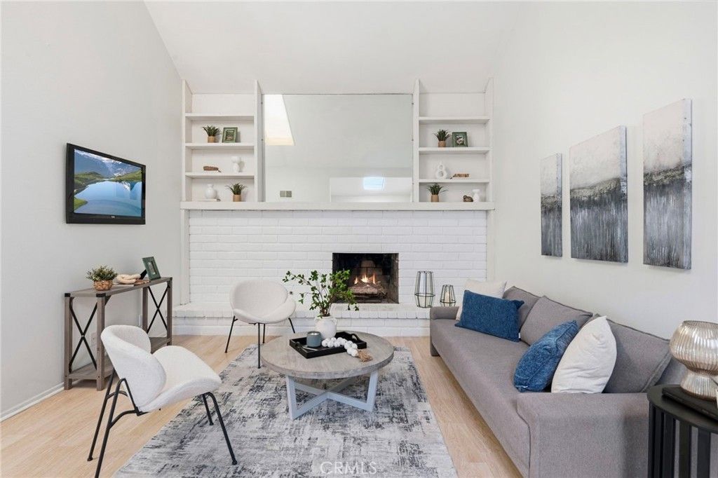 3 Willow Tree, Irvine