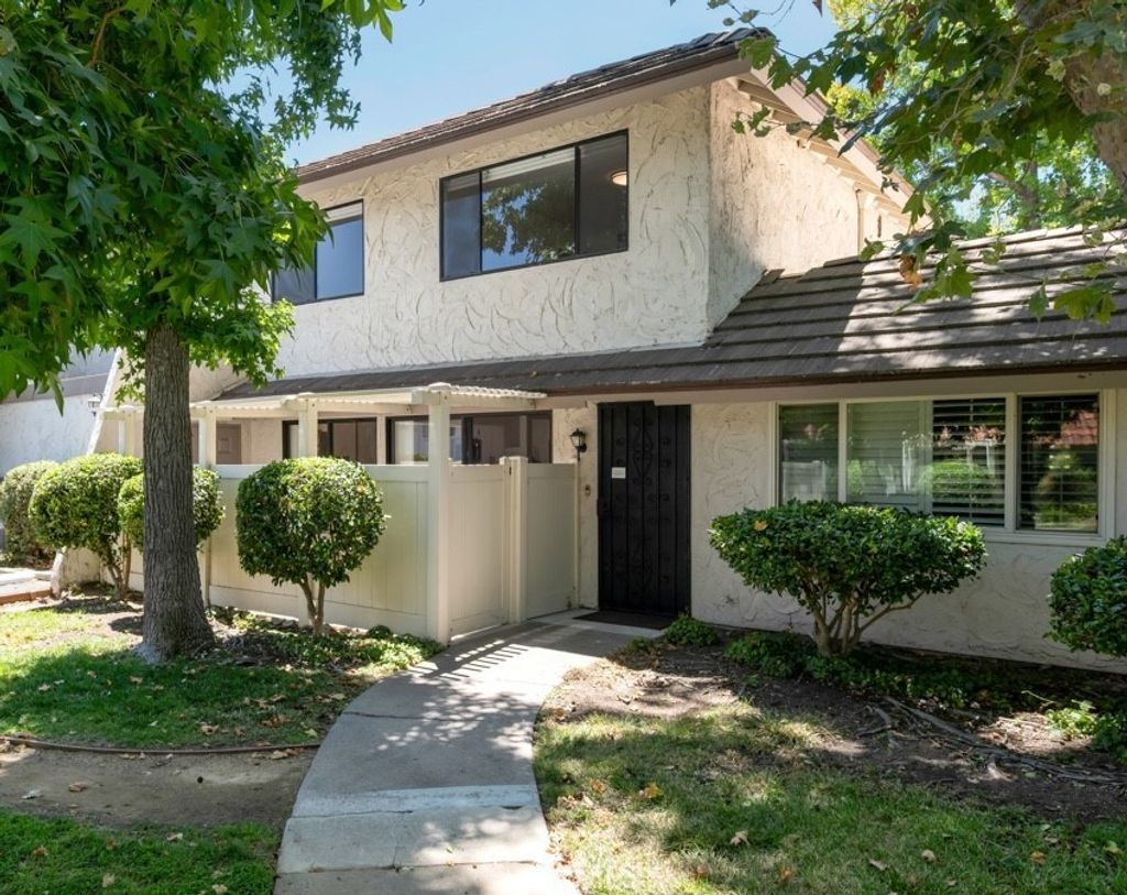 2838 Instone Court, Westlake Village