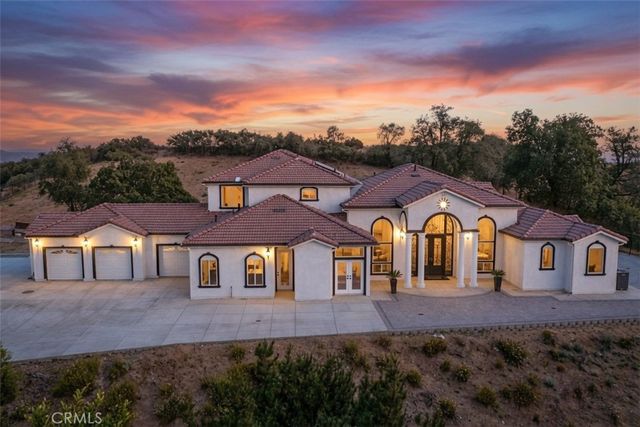 39625 County Line, Yucaipa