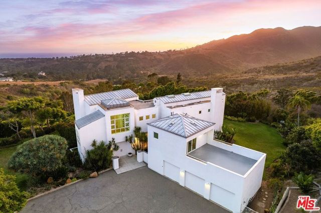 6081 Cavalleri Road, Malibu