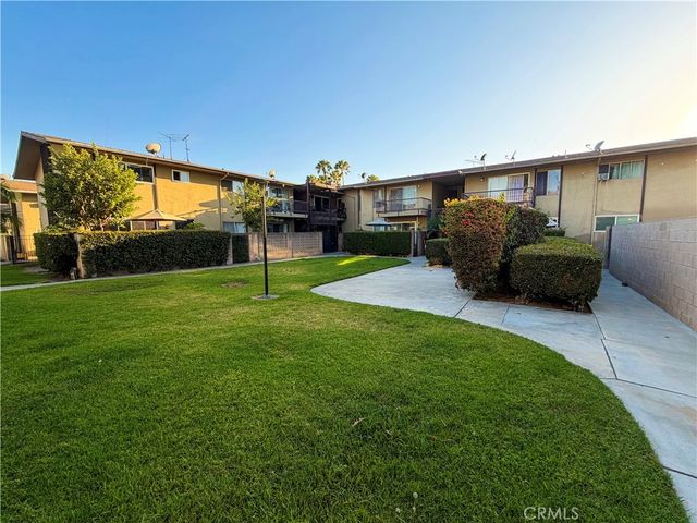 1900 W Glenoaks Avenue, Anaheim
